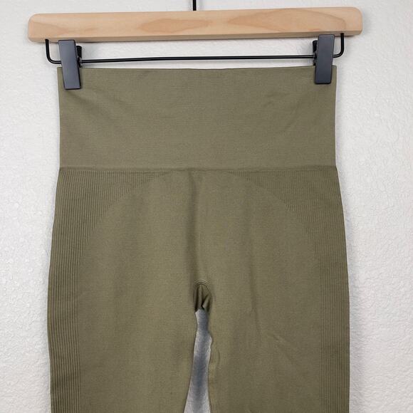 Set Active Sculptflex Seamless Leggings Green Size XS Yoga Pilates Athleisure - Picture 5 of 11